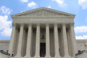 When to File a Lawsuit against a Governmental Entity
