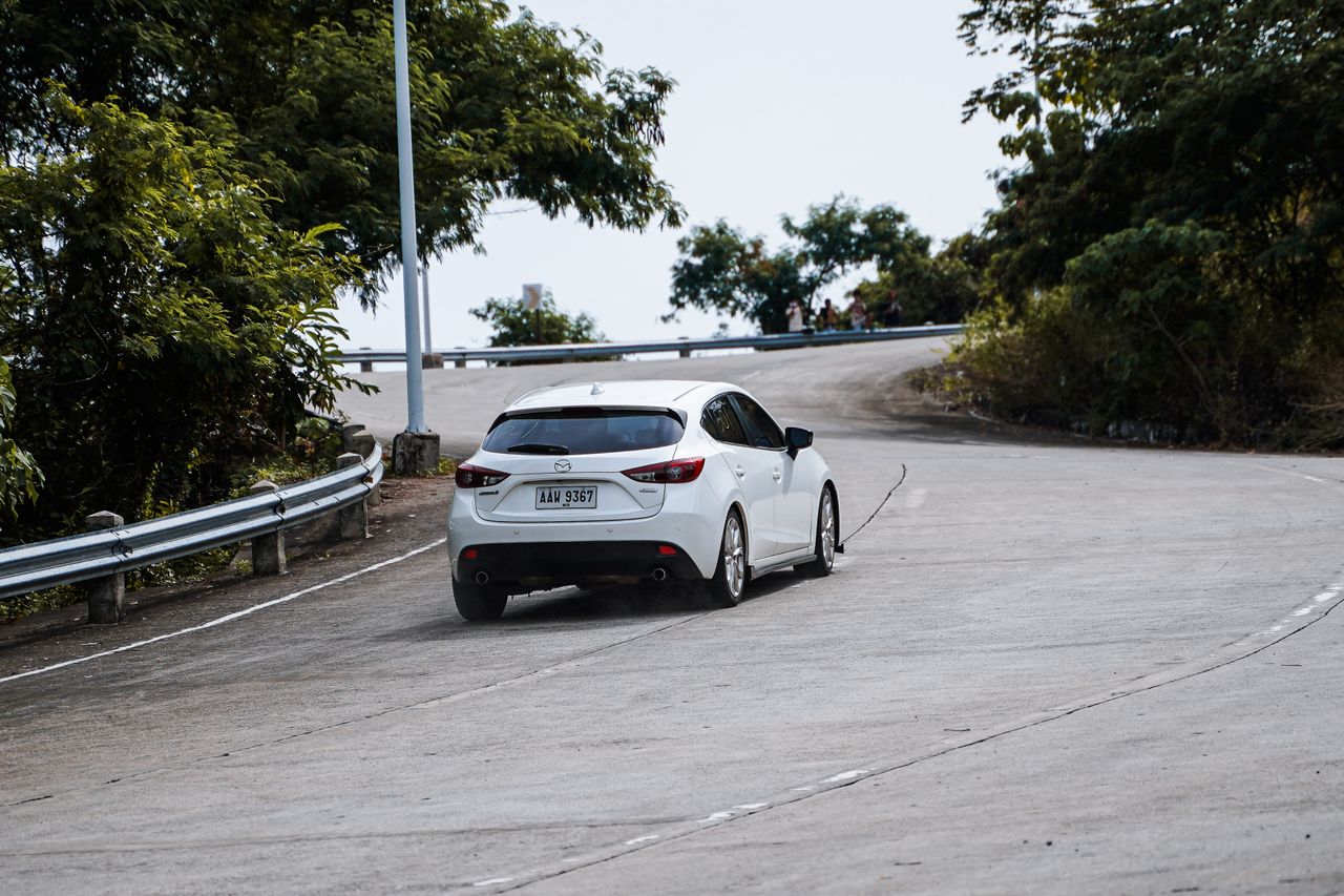car turning left